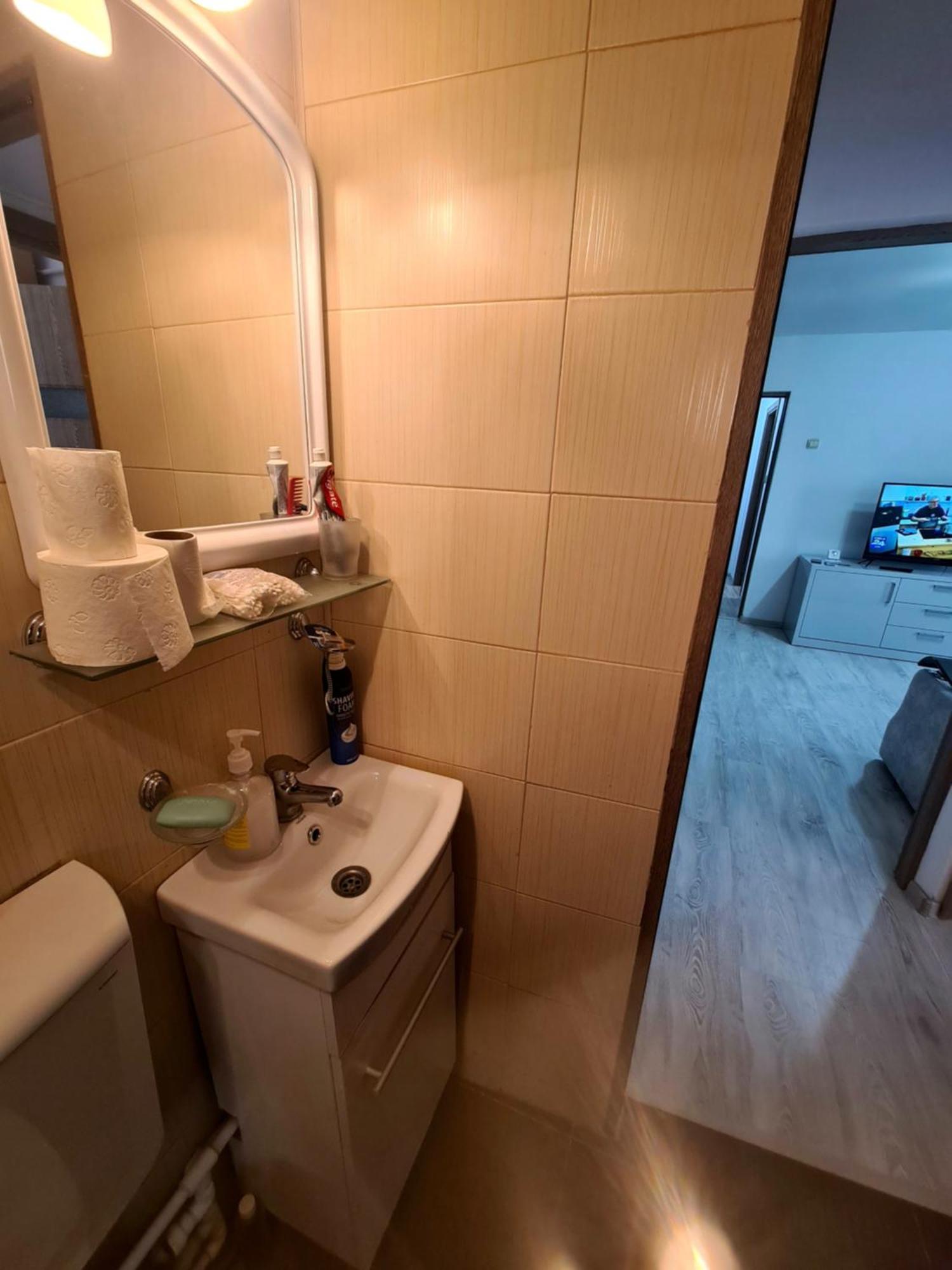 Apartament 2 Camere Etaj 4 Din 4 Craiova Eksteriør billede